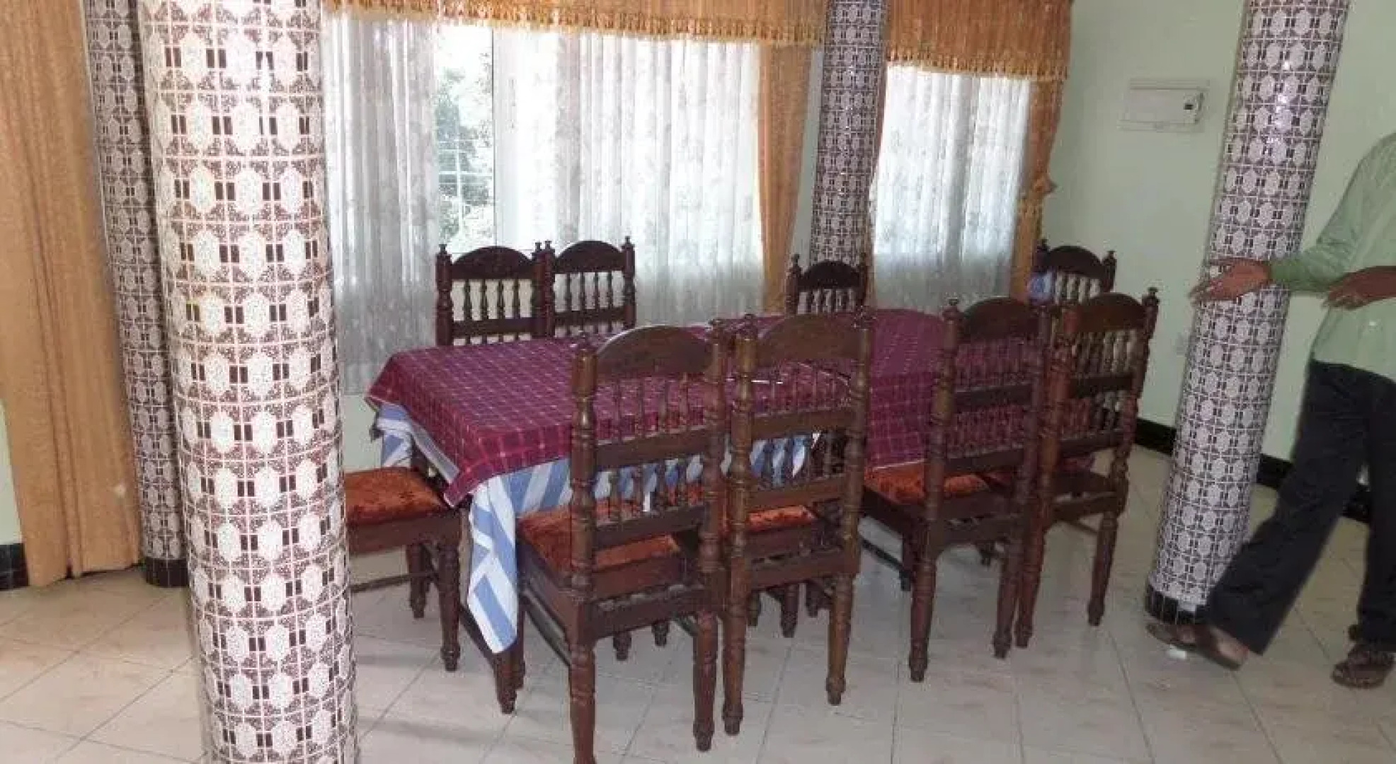 Lilly Gardens Holiday Home