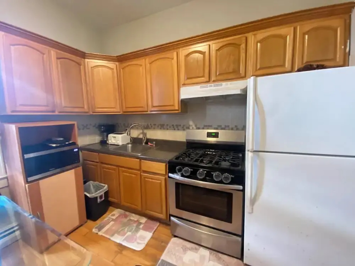 Charming 2 Bedrooms apt One Step to NYC