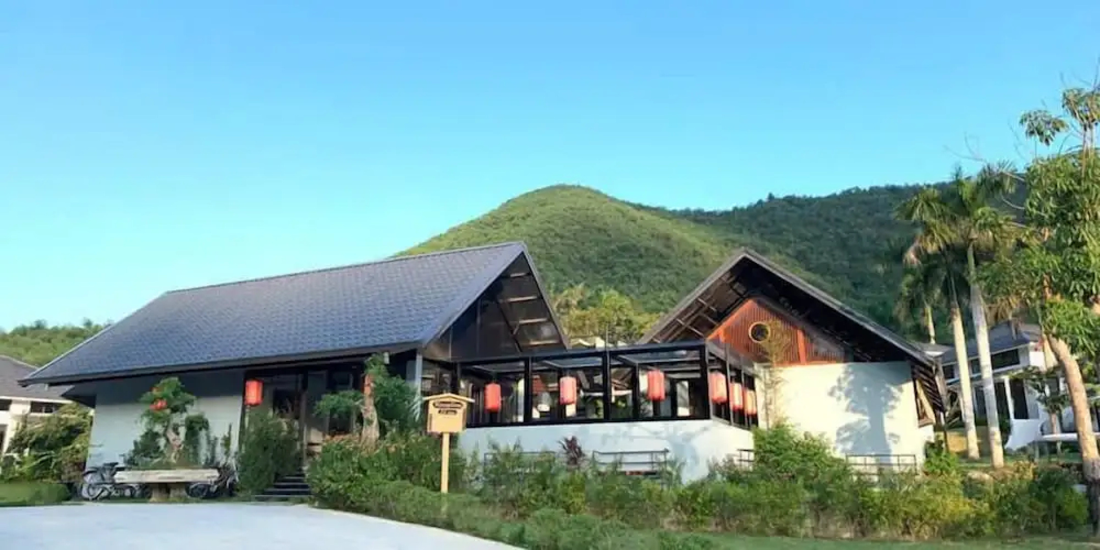 Hasu Village