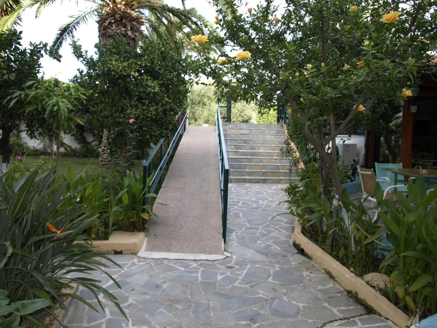 Kastro Studios Apartments