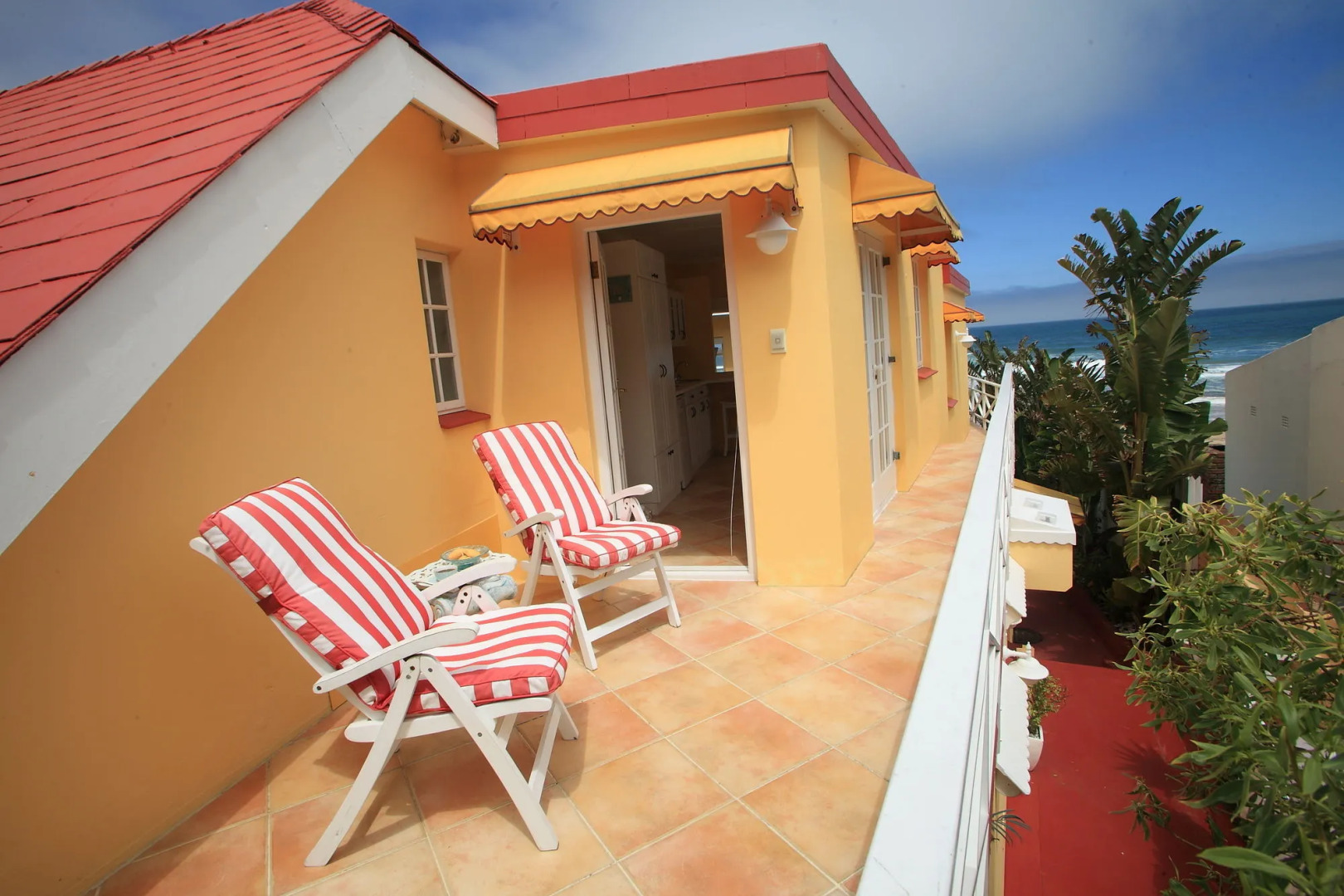 Haus am Strand - on the Beach