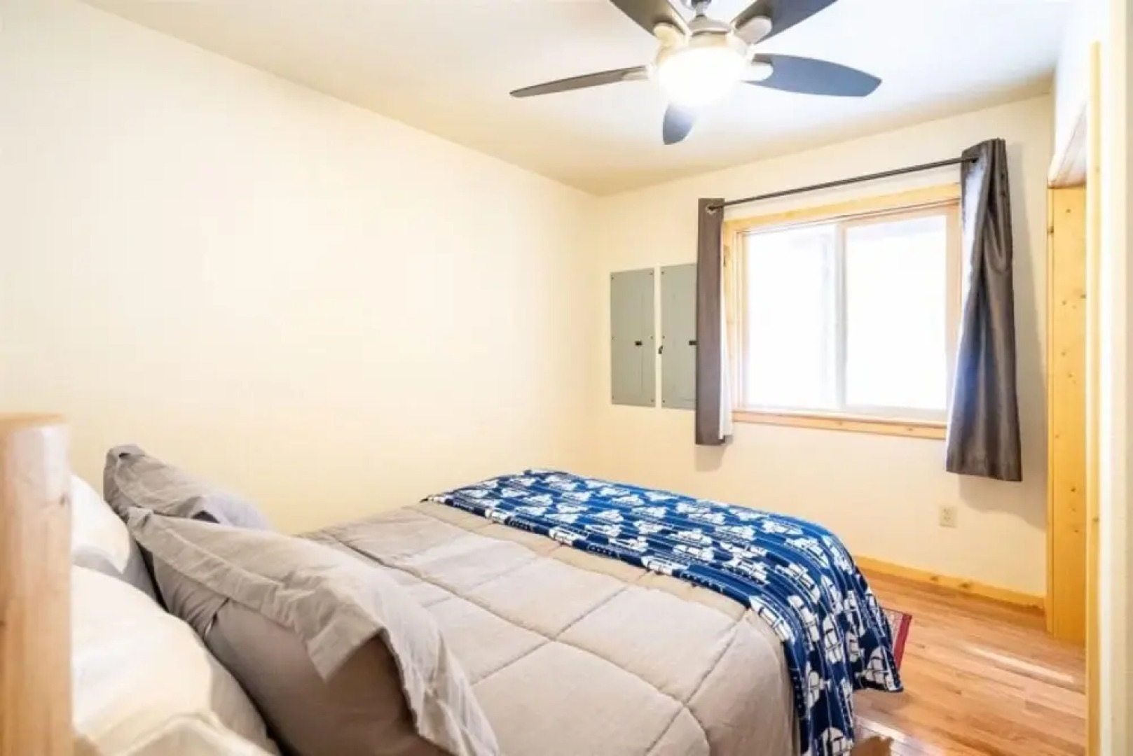 The Smitty Place by Casago Mccall - Donerightmanagement