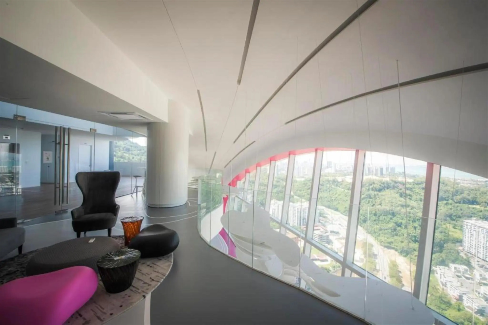 Arte S 3 Bedrooms Condo