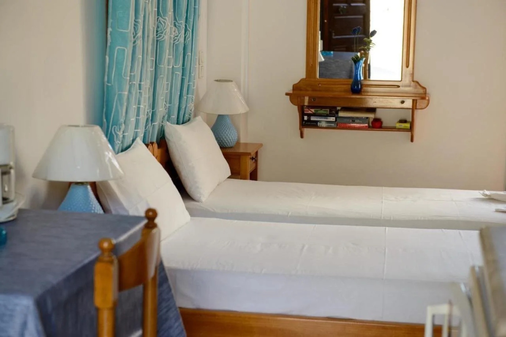 Amphitrite Apartments