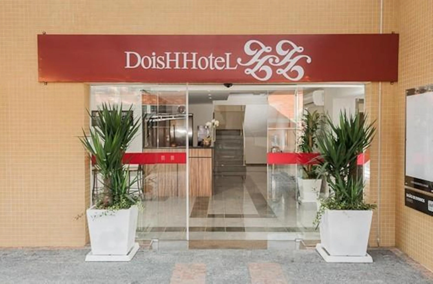Hotel Dois H