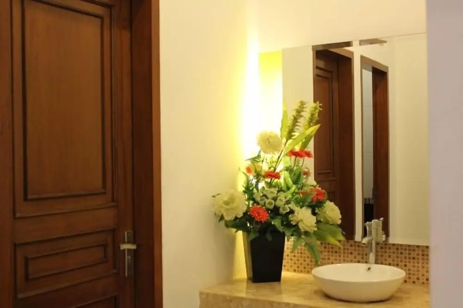 The Radiant Villa And Function Halls