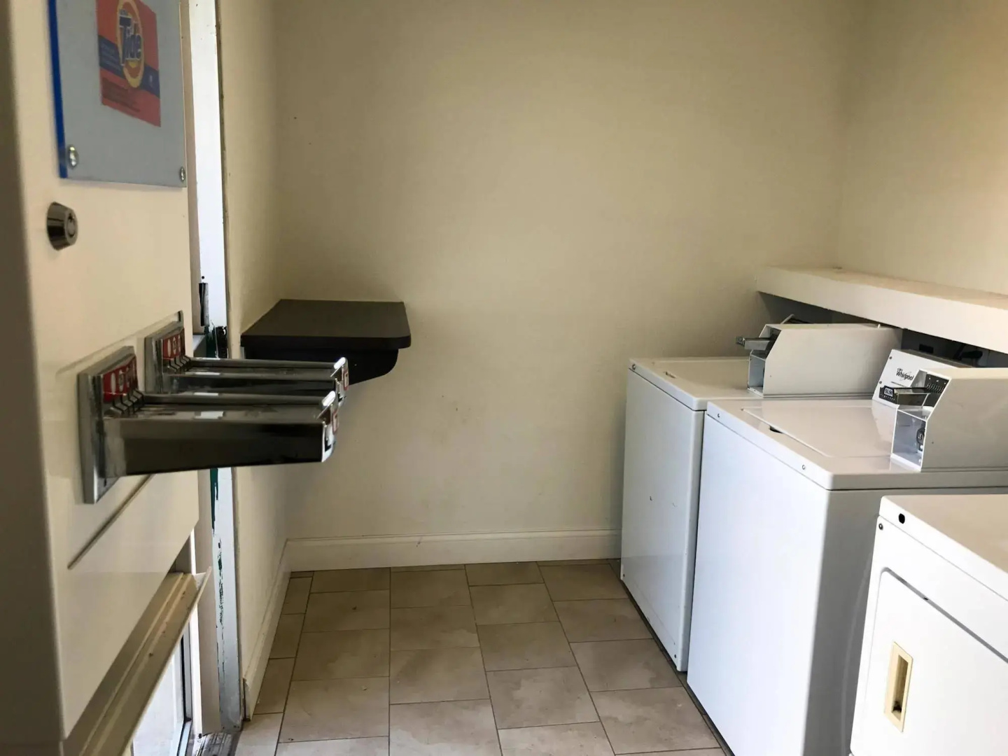 Motel 6 Lufkin, TX