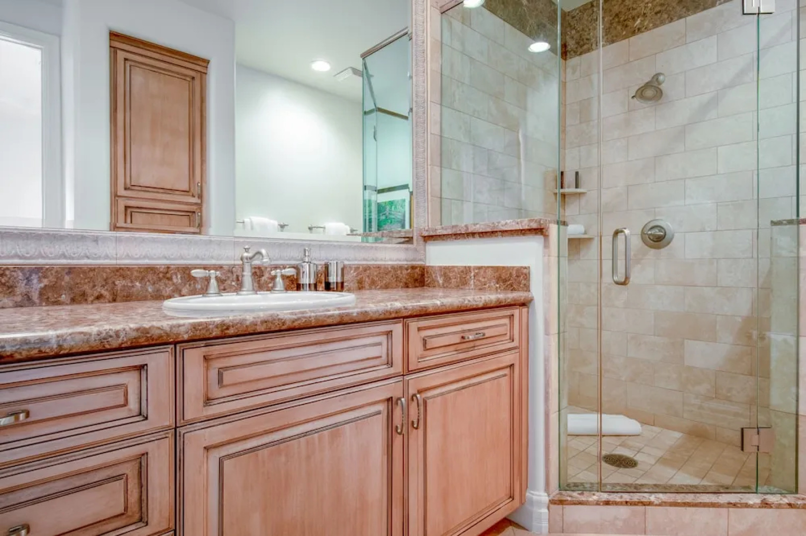 7832 North El Arroyo Road House 5 Bedrooms 5.5 Bathrooms Home