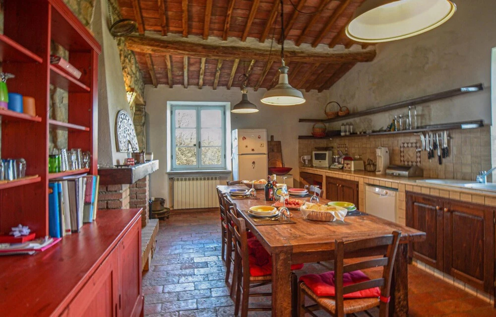 Beautiful Home in Roccalbegna With 5 Bedrooms and Wifi