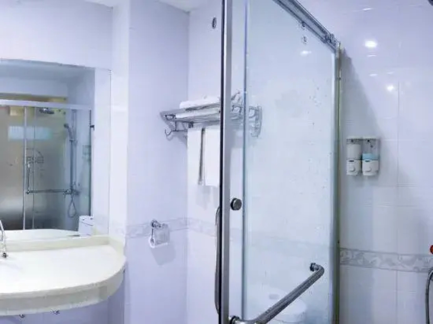 Fuhua Hotel (Dongxing Port)