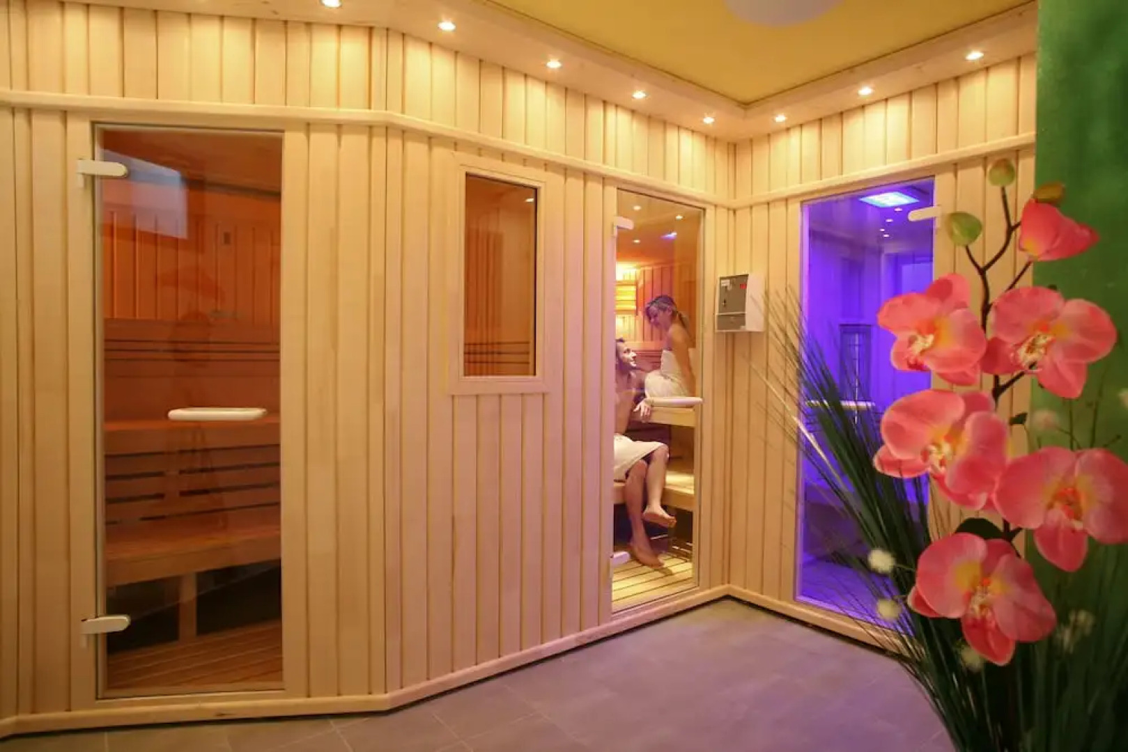 Familienhotel Friedrichshof GmbH