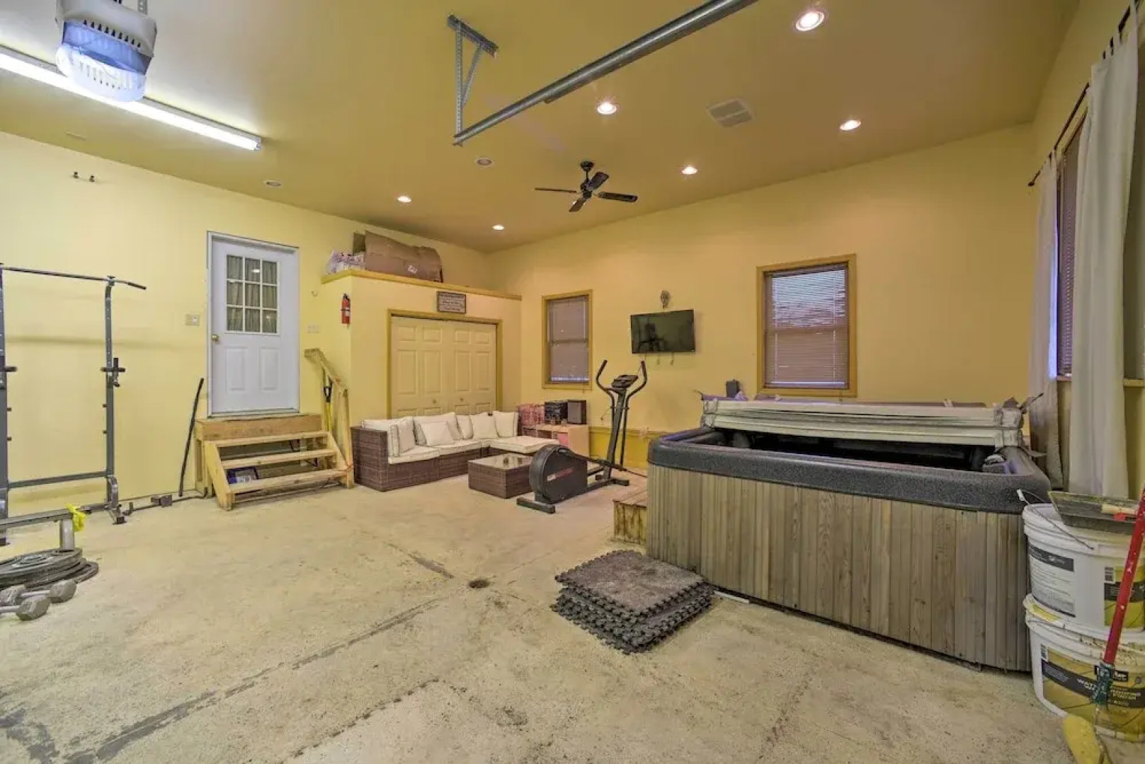 Charming New York Chalet w/ Hot Tub & Game Room!