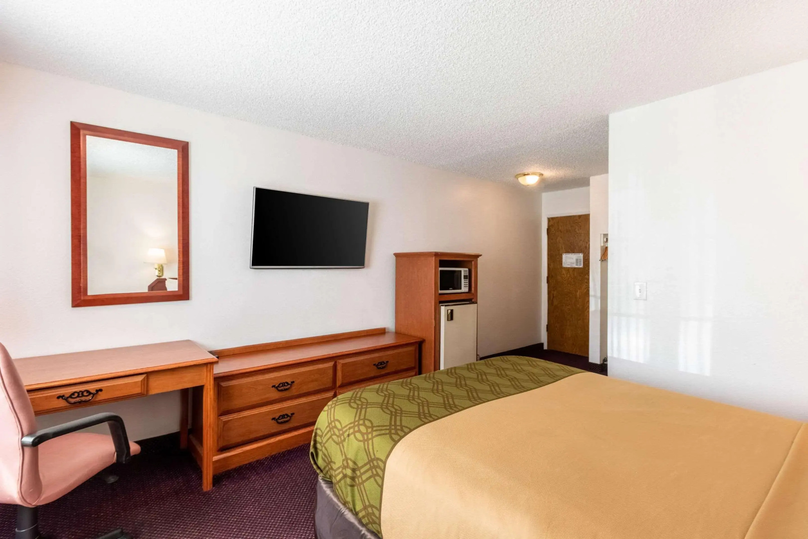 Rodeway Inn & Suites Portland West - Beaverton