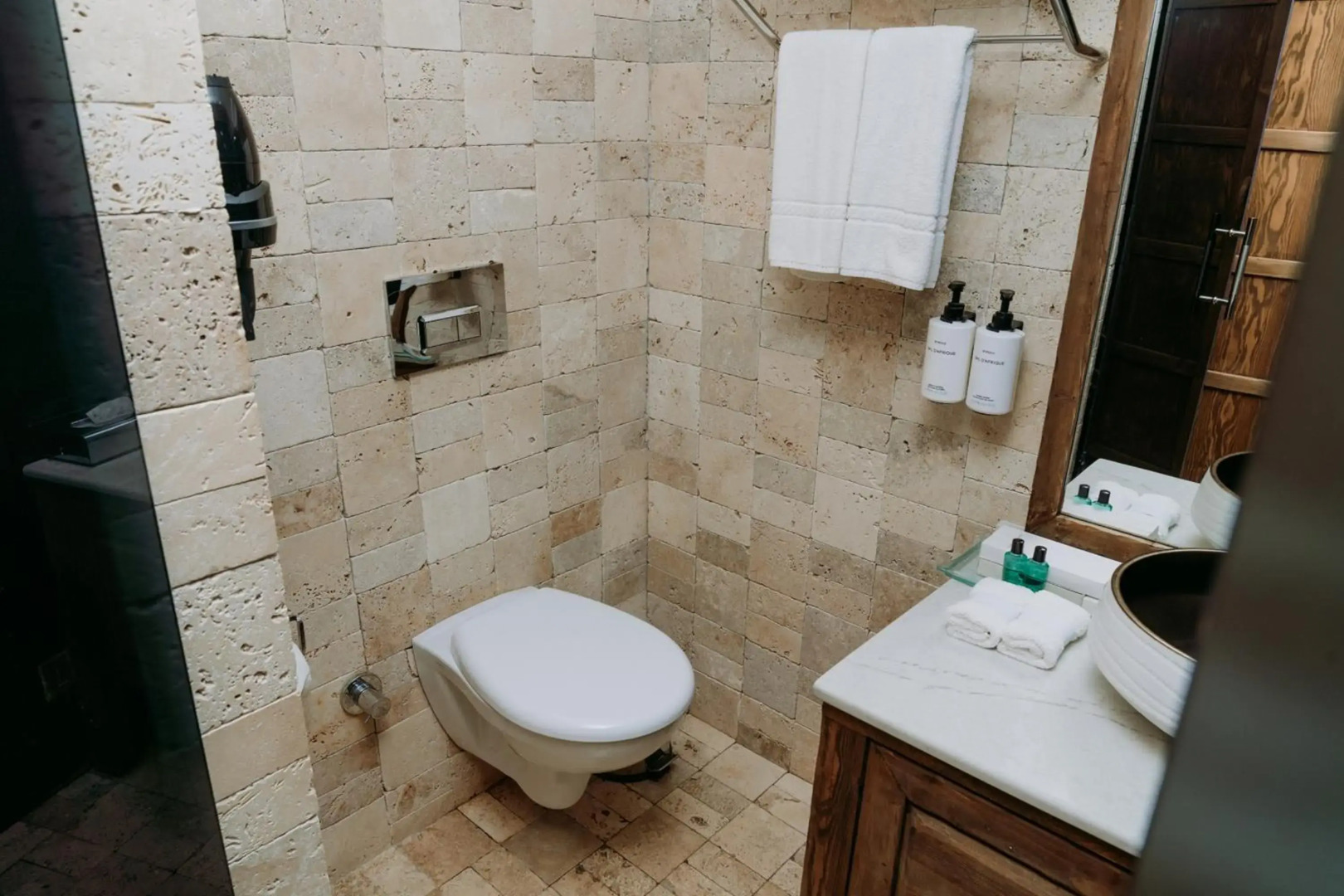 Doors Urla Hotel & Bungalows