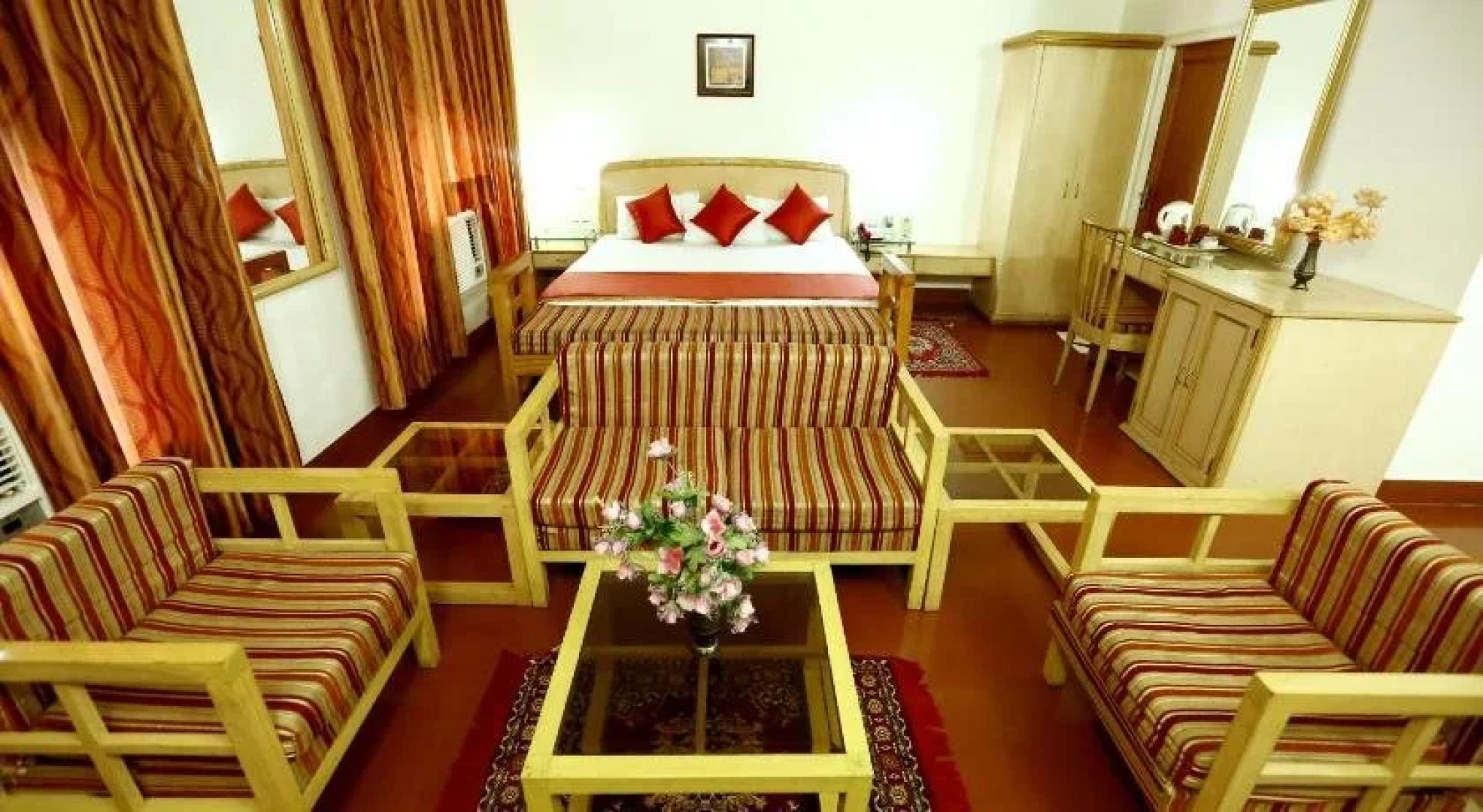 Pagoda Hotel