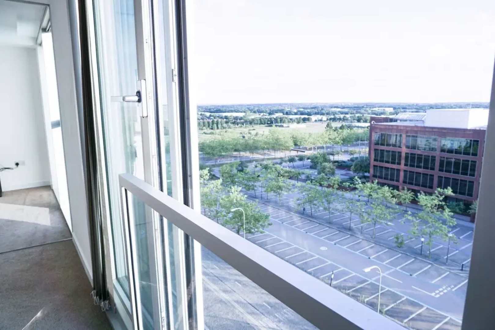 City Centre Apartment - Free Parking, Wifi & Netflix