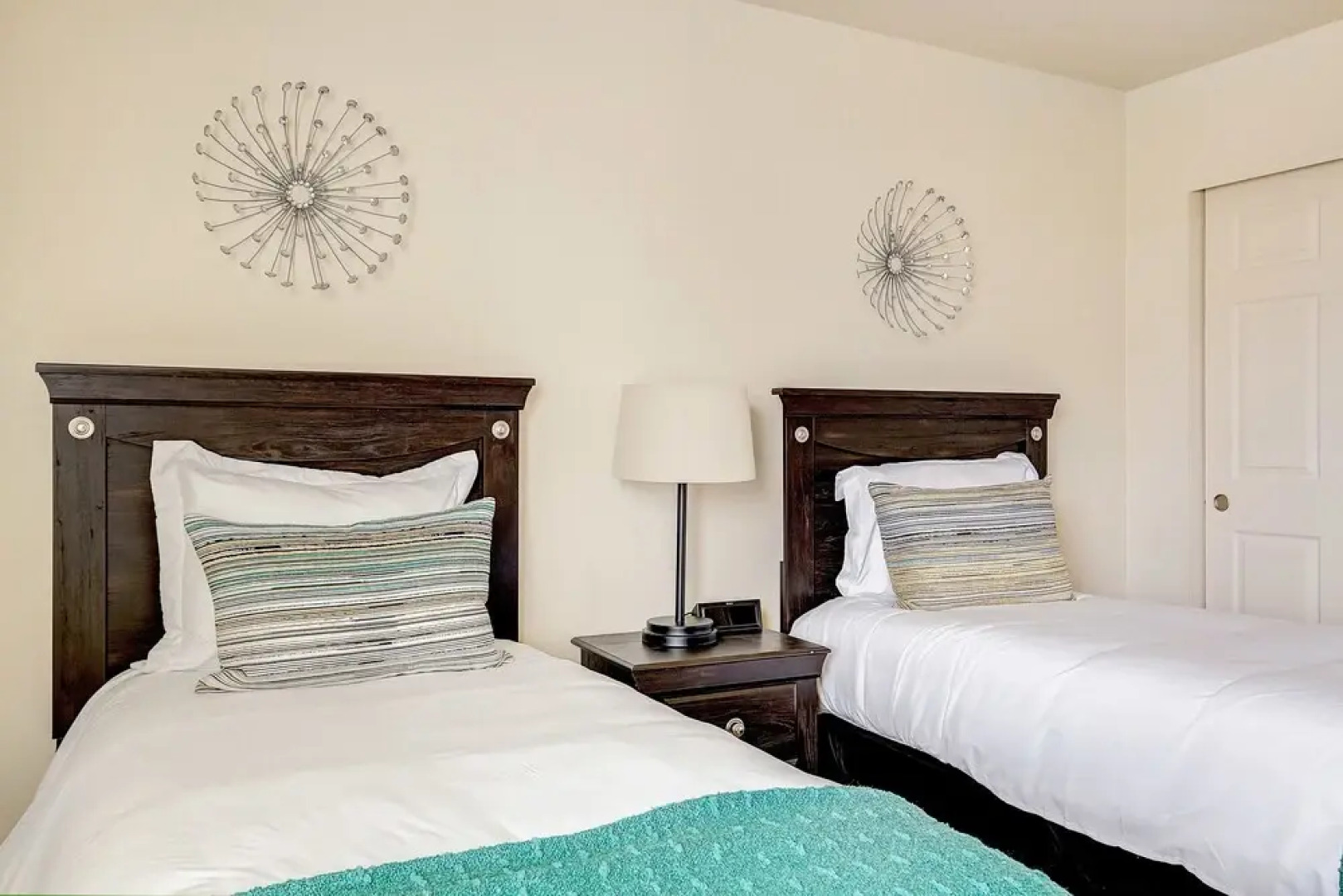 Stunning Home Patio Entertainment Space