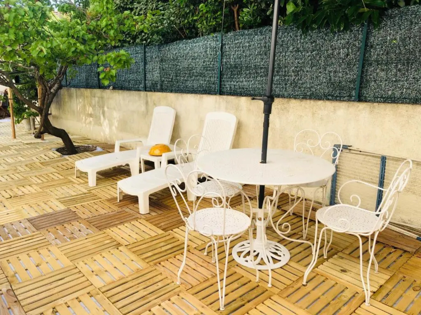 Chez Mamie Villa T2 à Sanary maison chaleureuse et ensoleillée