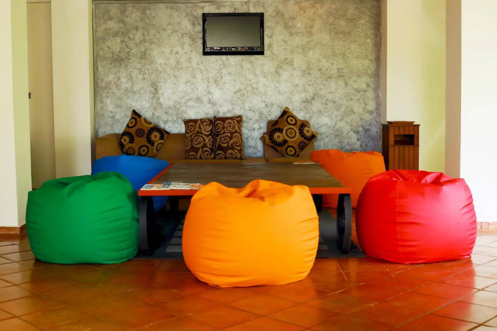 Airport City Hub Hotel