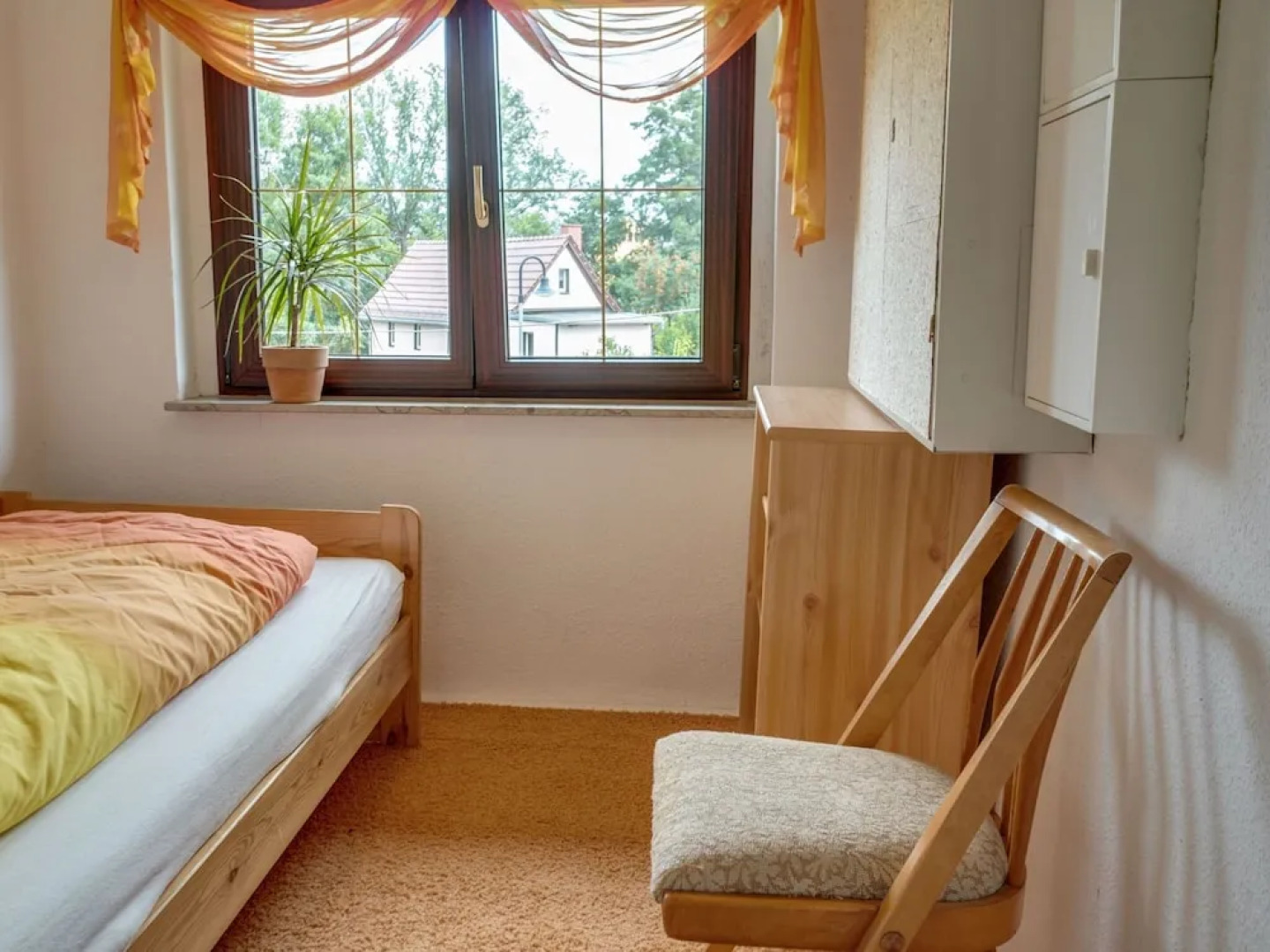 Apartment in Thuringia With Garden