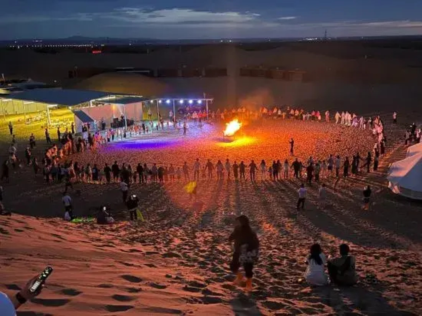 Zhongwei Daxing Night Desert Camp