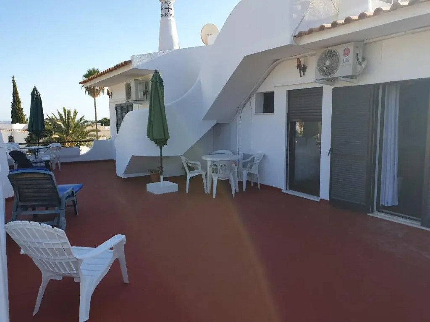 OceanOasis Residences Suites