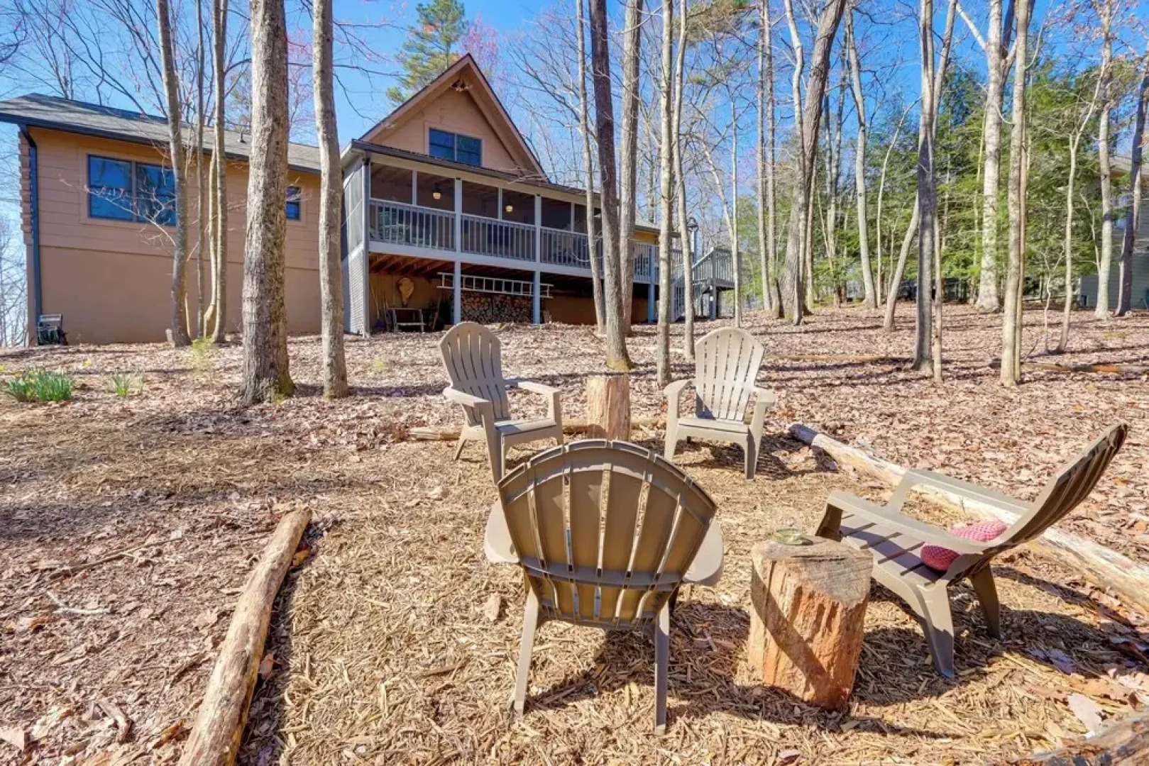 Family-friendly Jasper Cabin With Deck!