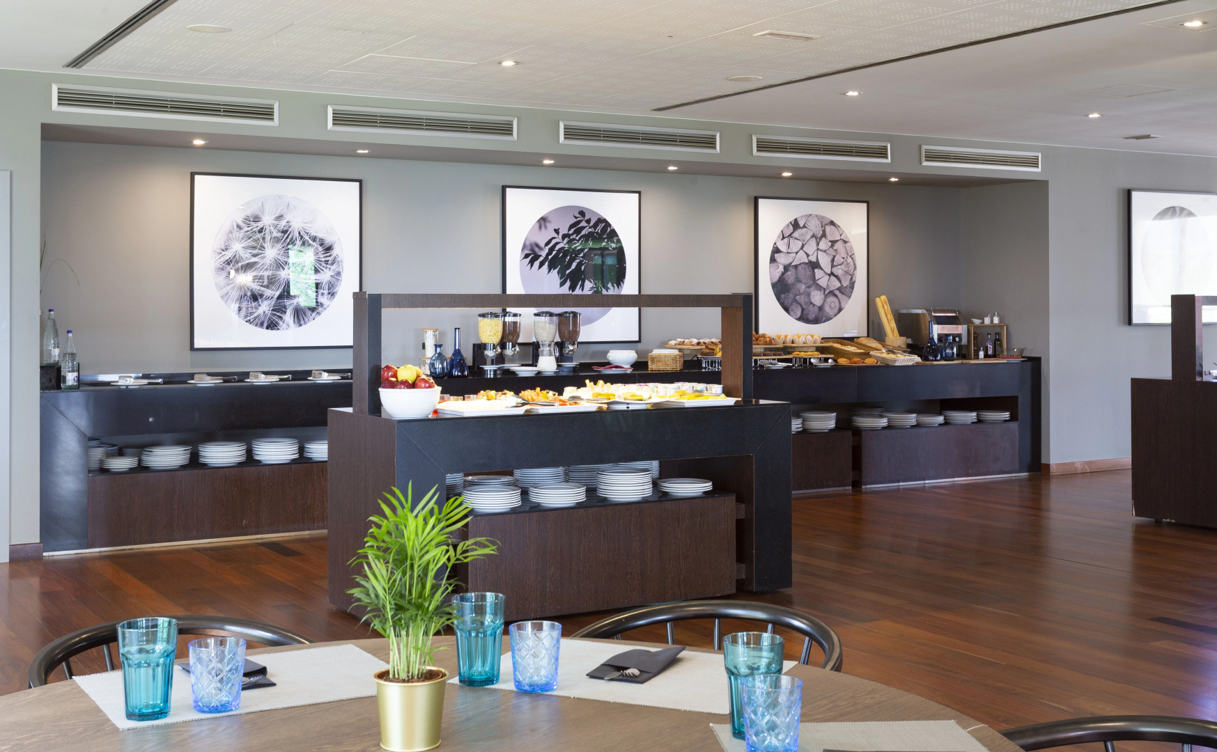 Отель Dolce by Wyndham Barcelona Resort