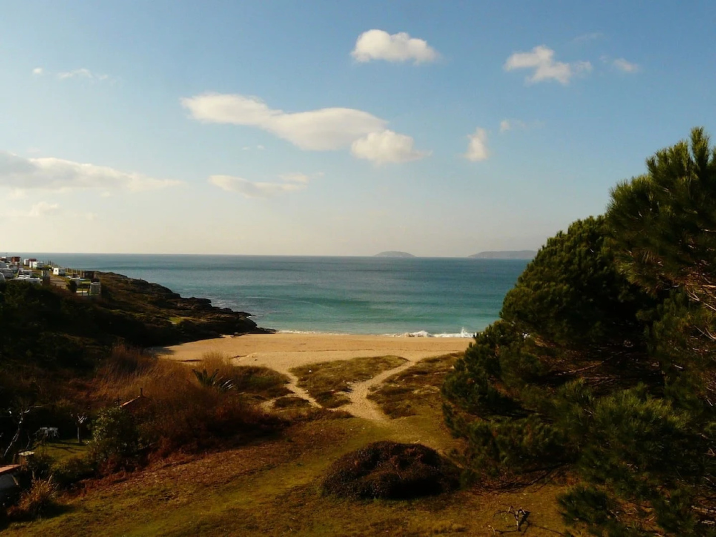 Large Sunny Apartment in Sanxenxo With Direct Access to the Beach