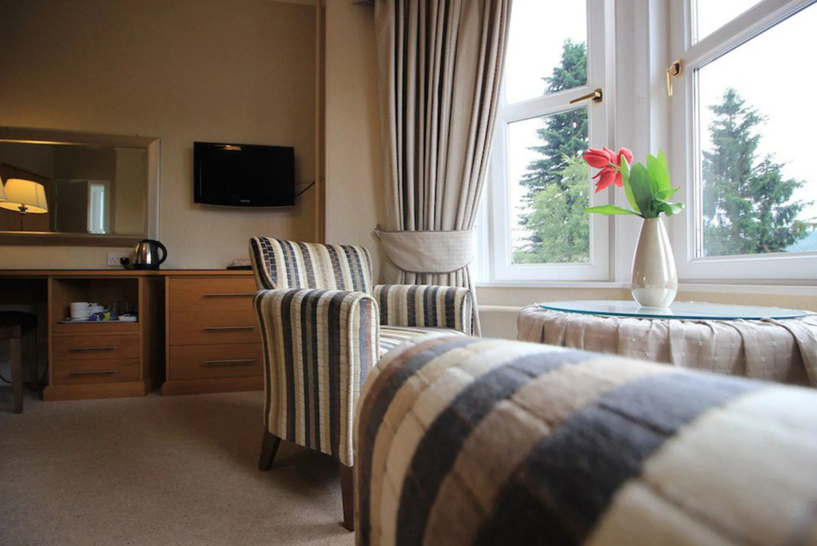 Tigh Na Cloich Hotel