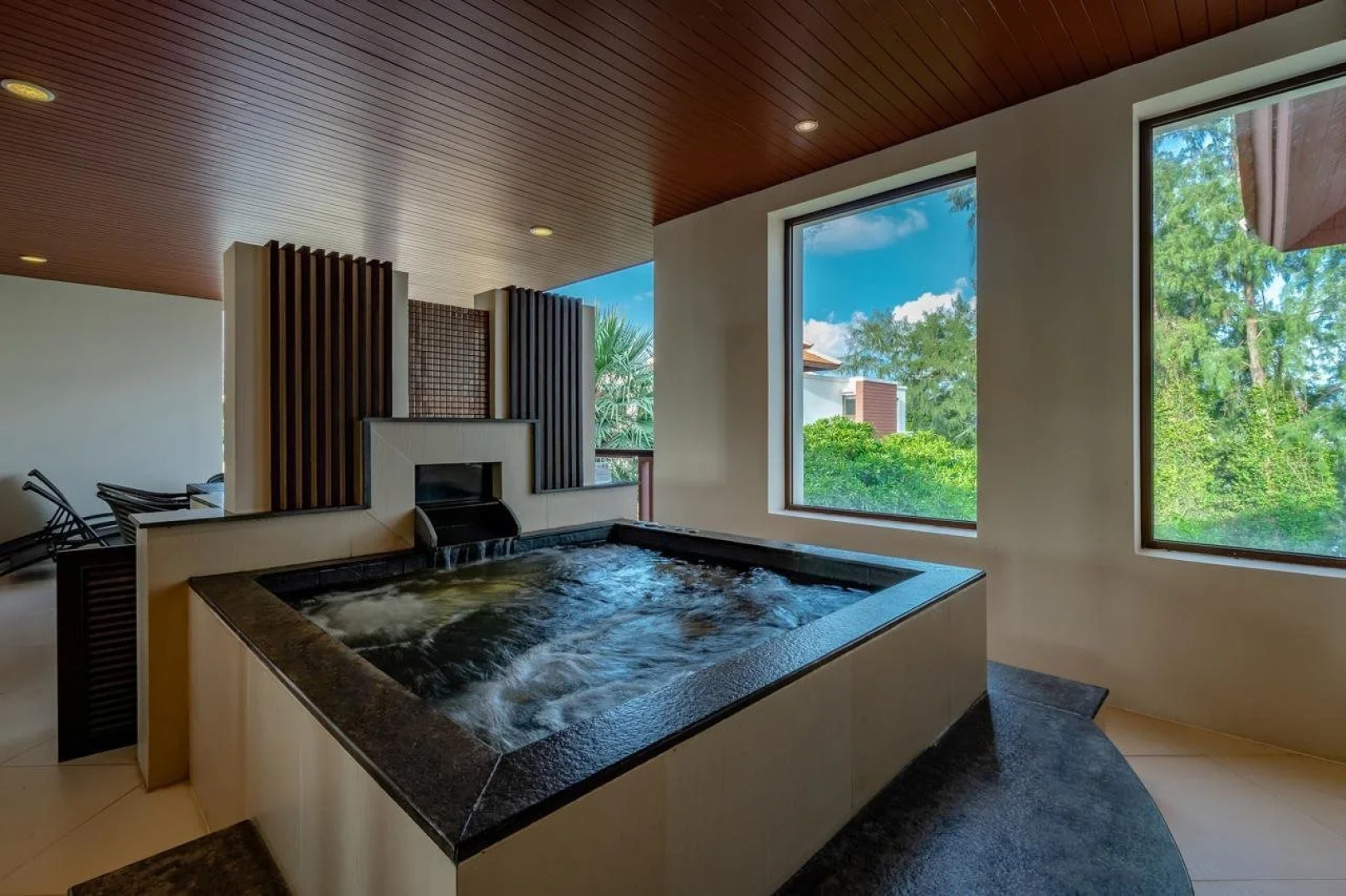 Отель Mövenpick Phuket Bangtao