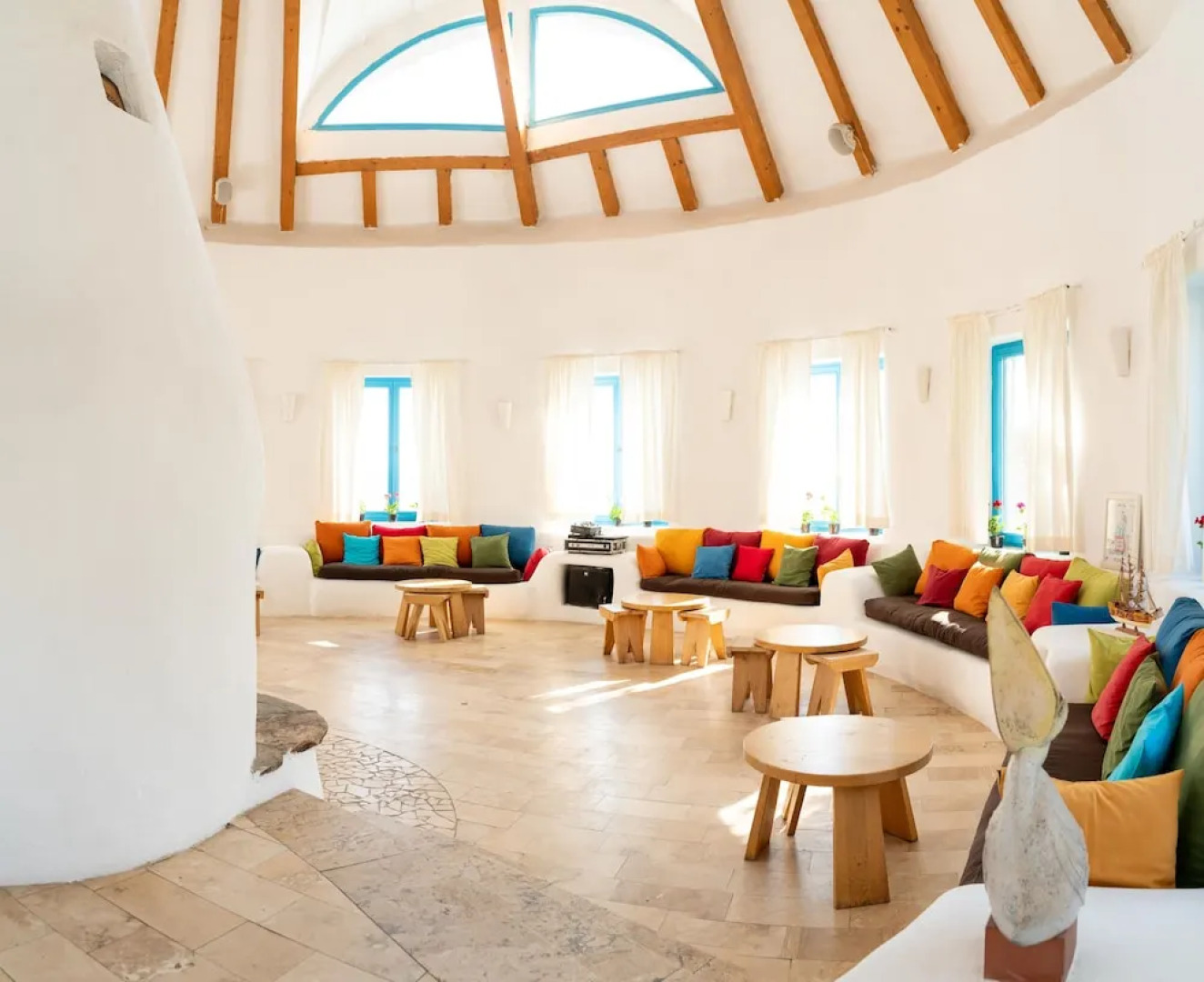 5 Chirpici - Small Traditional Resort