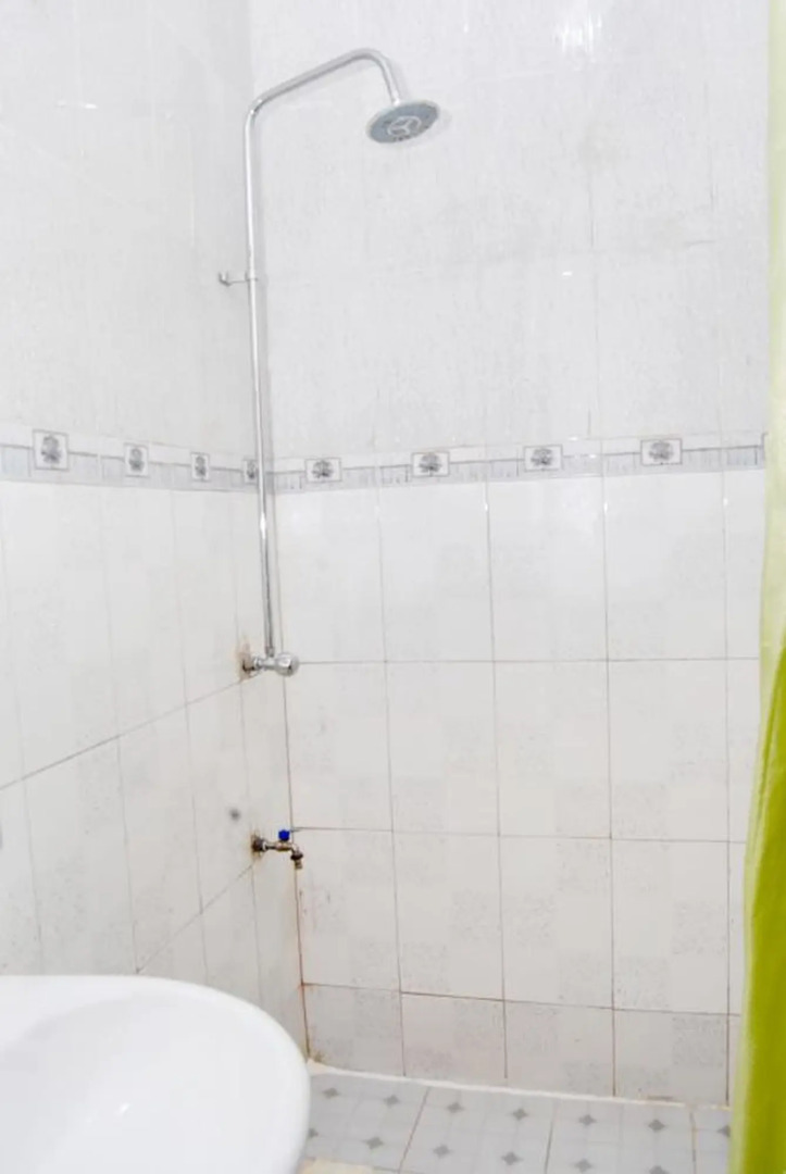 Royal Park Hotel & Suites