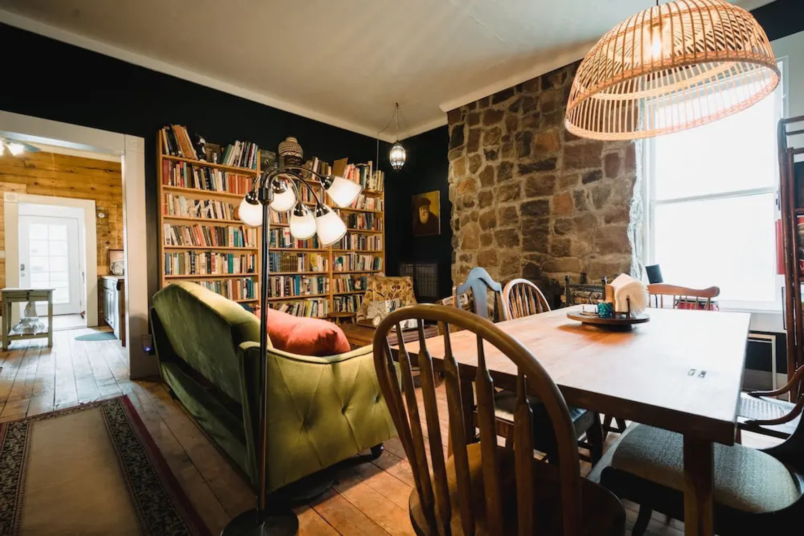 The Gilded Drifter Inn