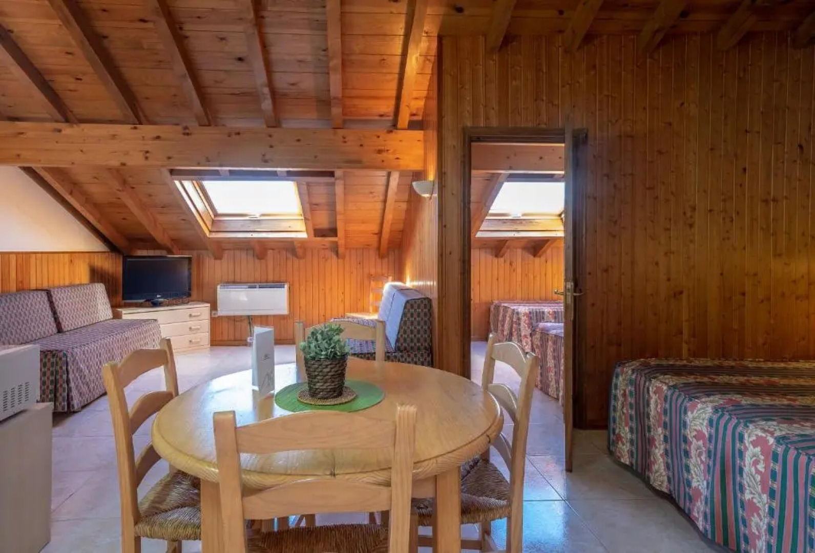 Aparthotel les Corts