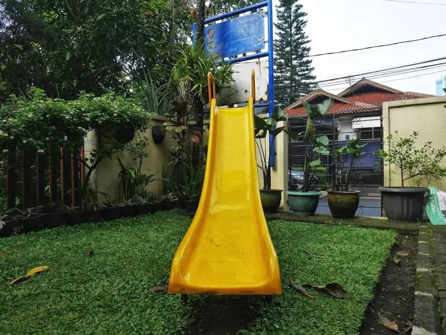 Rumah Tawa Hotel