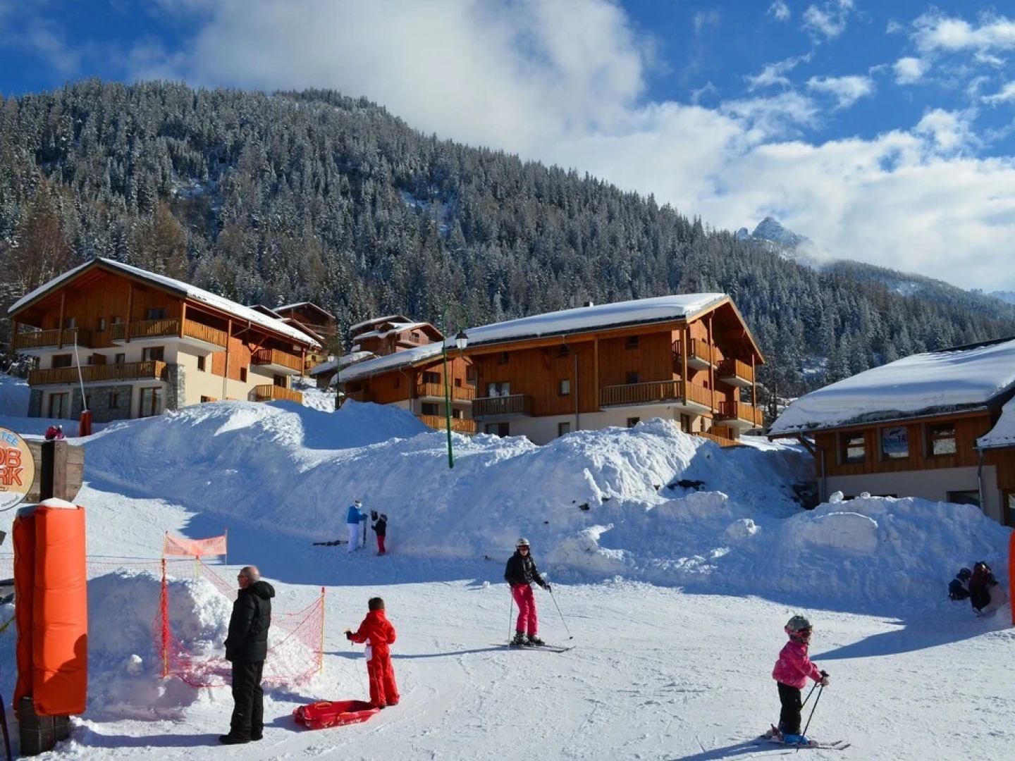 Comfortable Apartment Located at the ski Slopes in Valfréjus