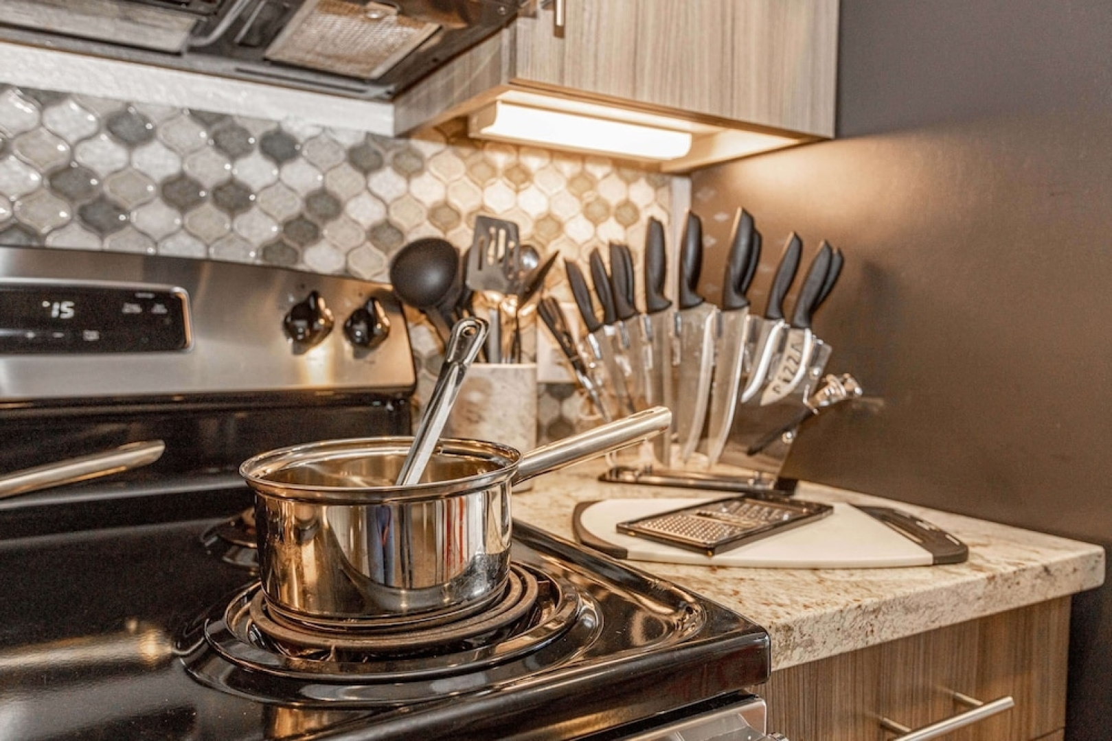 Central King Bed Lux Suite 110