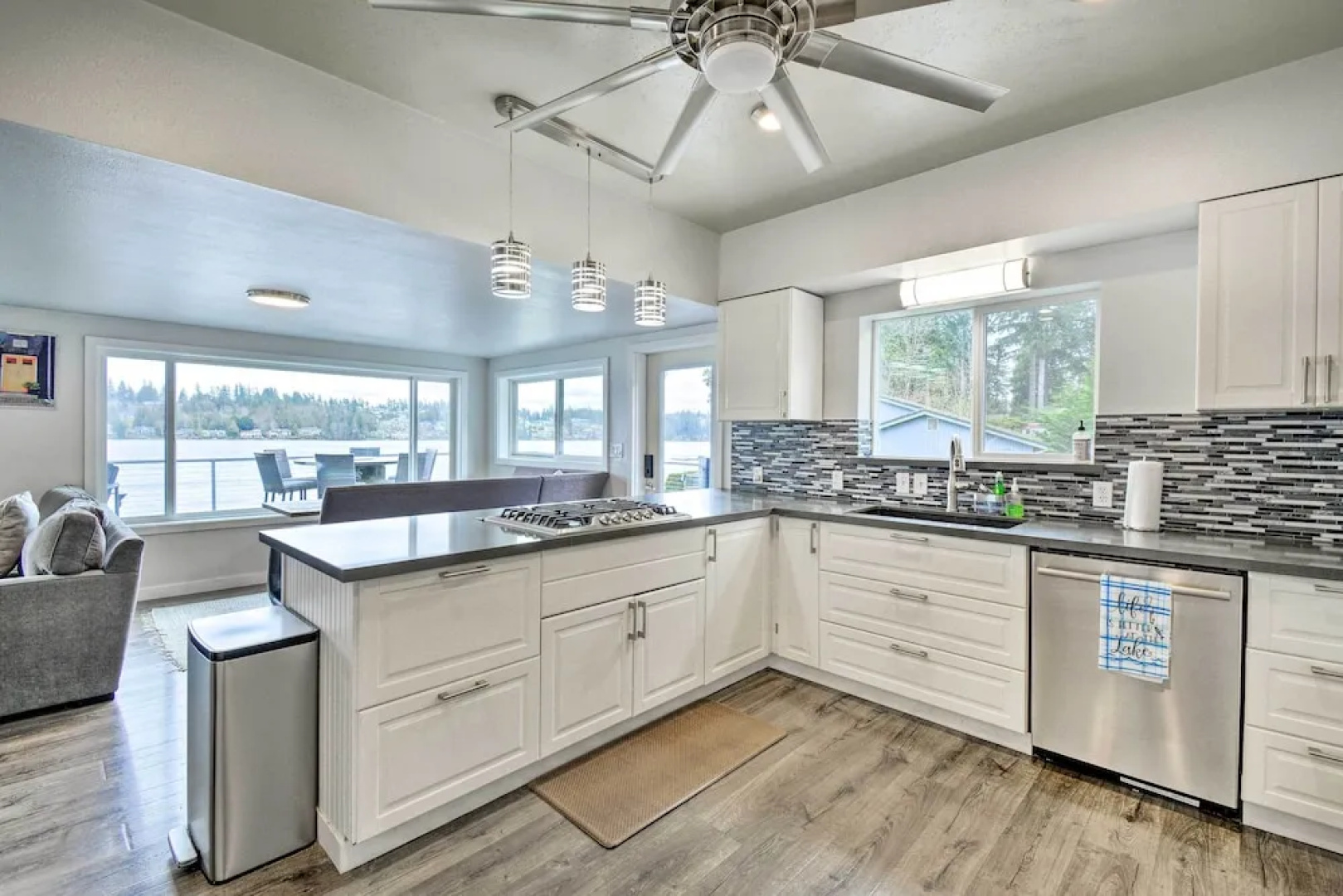 Lakefront Bremerton Vacation Rental w/ Deck!