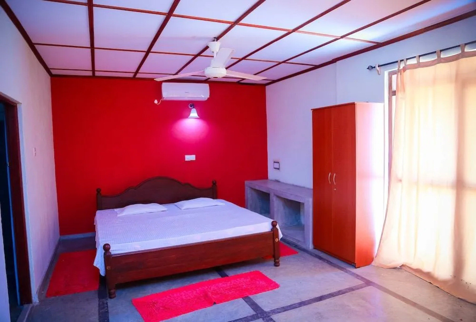 White House Hotel Kosgoda