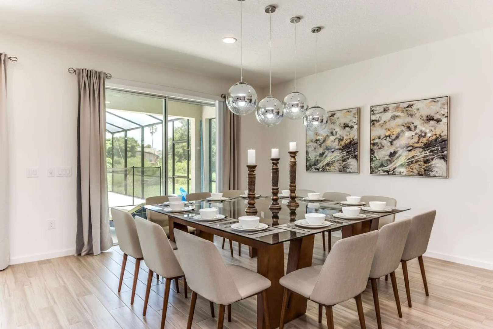 Solterra - 5212 Oakbourne Avenue