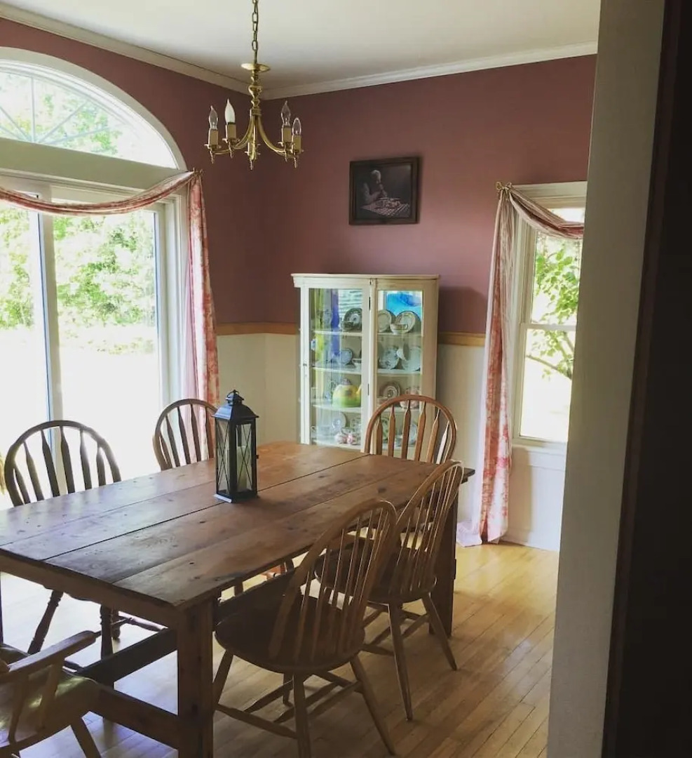 Spillover Motel and Inn