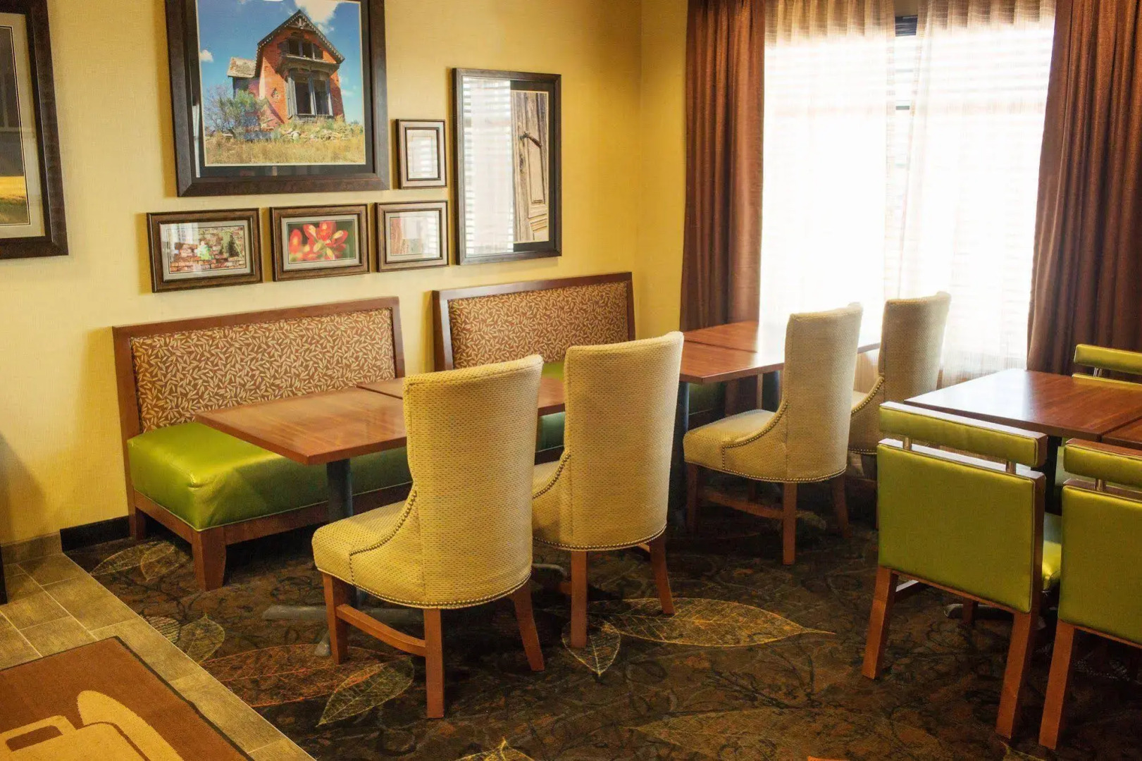 Little Missouri Inn & Suites New Town