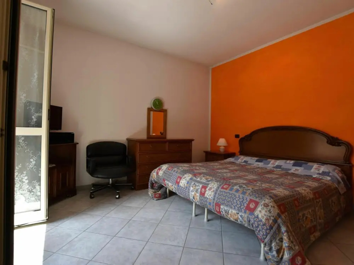 Belvilla by OYO Flat With Terrace Near the Lake