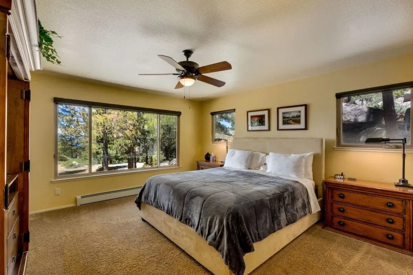Tudor Lodge 4 Bedroom Home