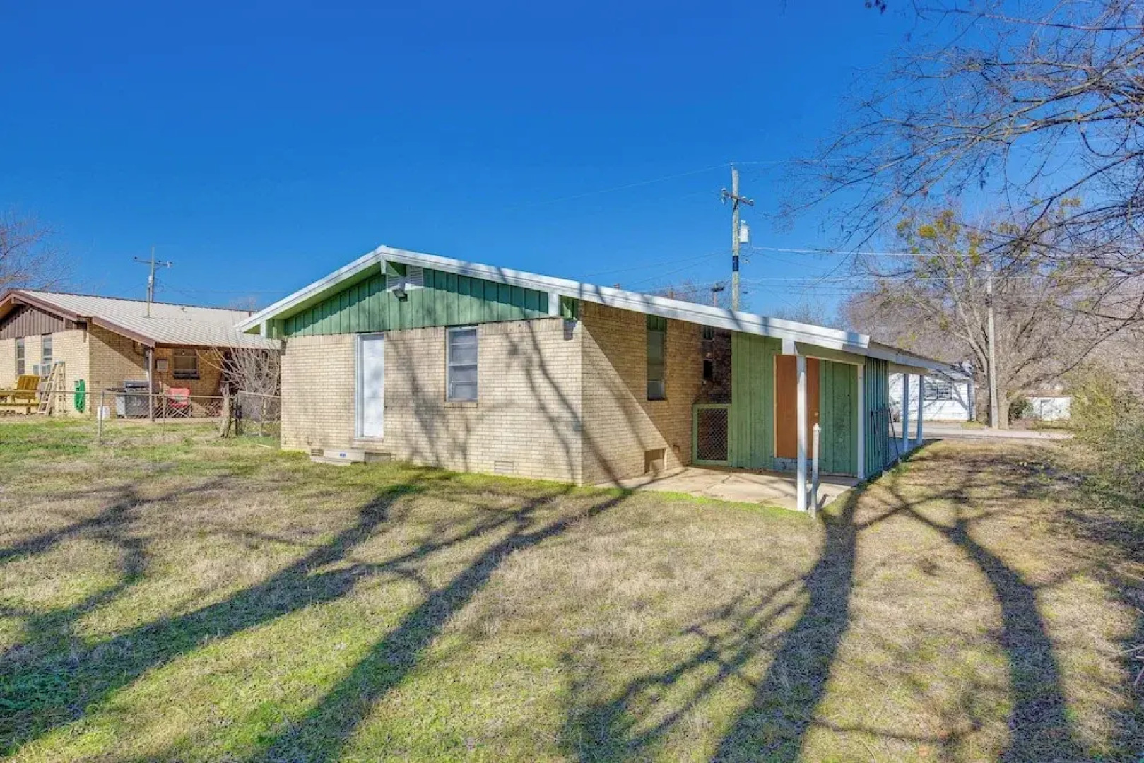 Pet-friendly Atoka Vacation Rental w/ Large Yard!