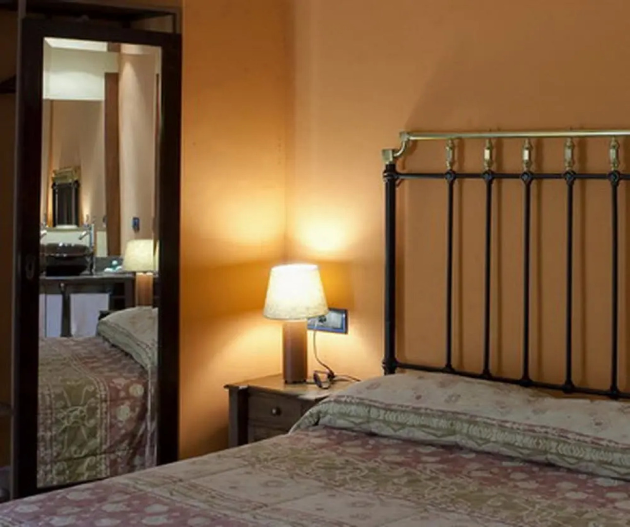 Posada Real La Vieja Chimenea-Spa