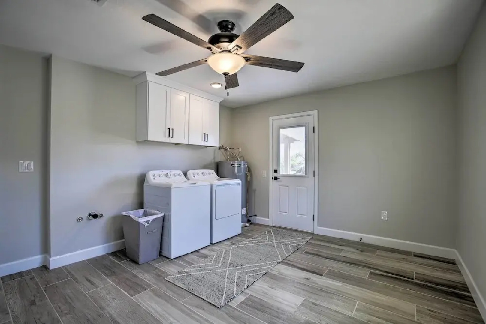 Putting Green, Community Perks: Sun City West Home