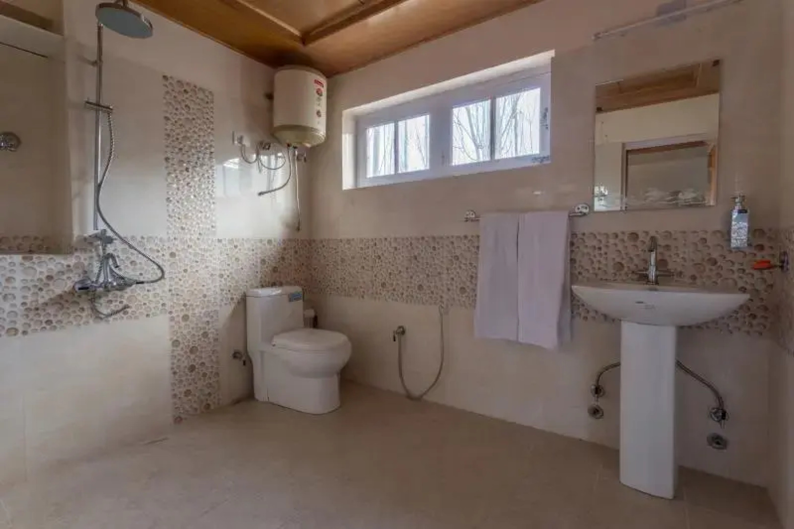 New Royal Guest House