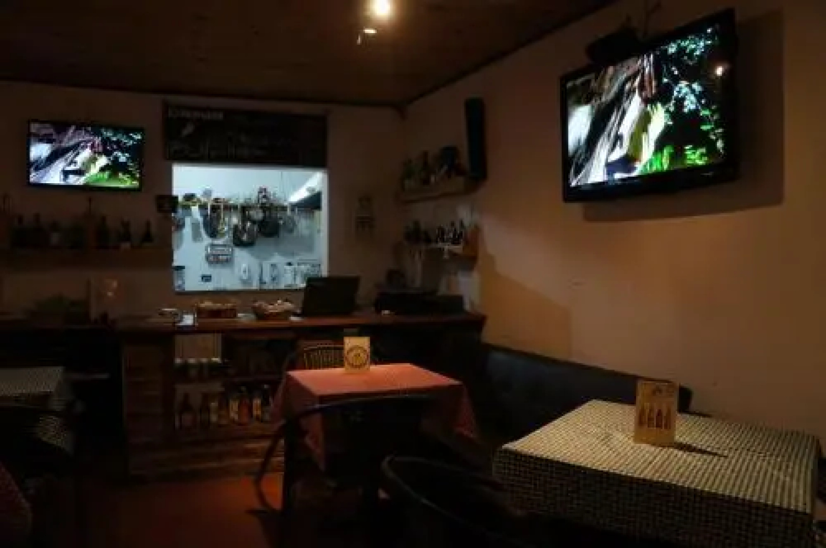 El Nómada Hostal
